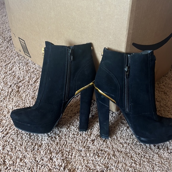 Guess platform - Picture 2 of 5